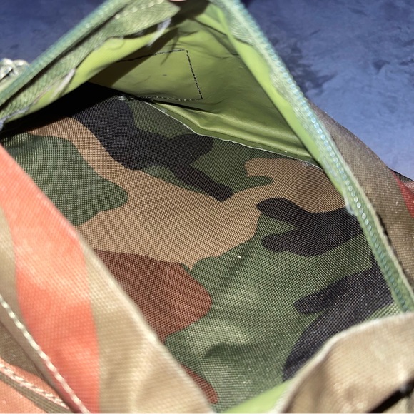 Hershel supply company green olive/ army green camouflage pattern print backpack - Picture 8 of 15